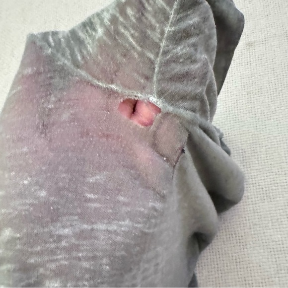 Vintage Paper Thin Tshirt - Picture 16 of 16